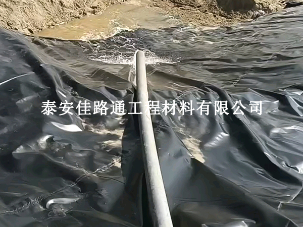 水產養殖防滲膜鋪裝三大流程詳解 水產養殖防滲膜鋪裝三大流程詳解