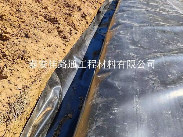 水產養殖防滲膜施工前自檢工作技巧 水產養殖防滲膜施工前自檢工作技巧